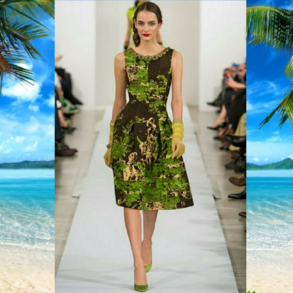 □$6,000 OSCAR DE LA RENTA GOLDEN GREEN STUNNING WOOL SILK RUNWAY DRESS US 2